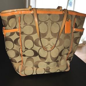 RARE: Coach Signature Tote